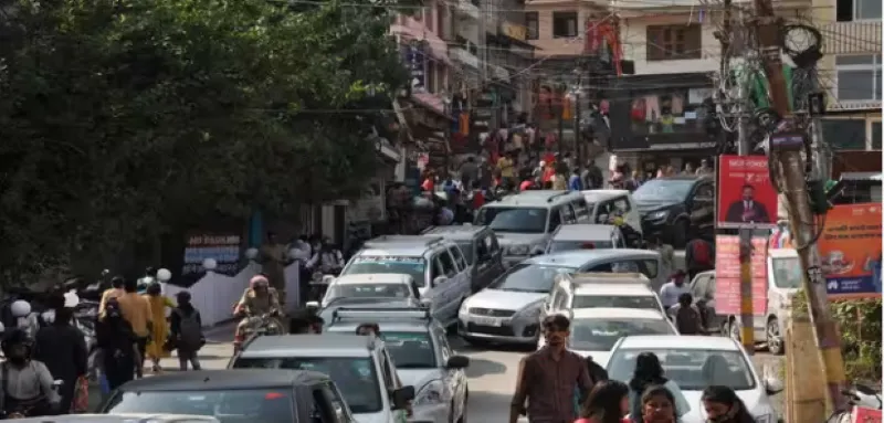 नैनीताल: बेतहाशा बढ़ती वाहनों की संख्या से पहाड़ों की सेहत पर खराब असर 