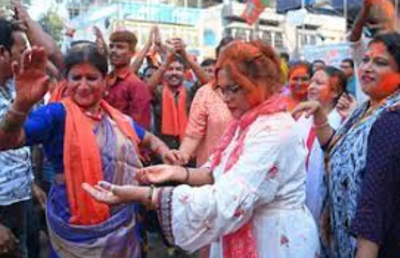 अगरतला: बधारघाट में बुआ ने भतीजे को हराया