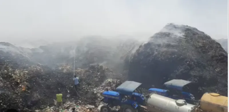 हल्द्वानी: ट्रंचिंग ग्राउंड में हवा के चलते फिर भड़की आग