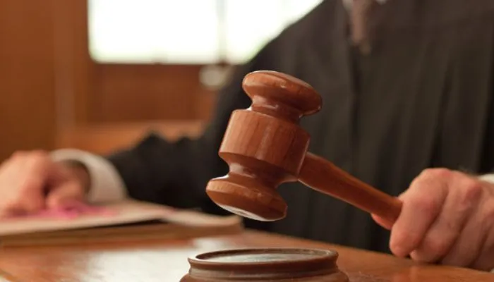 Chitrakoot: पुलिस टीम पर फायरिंग के दोषी आरोपी को कोर्ट ने पांच वर्ष की कारावास की सजा सुनाई, 15 जुर्माना लगाया