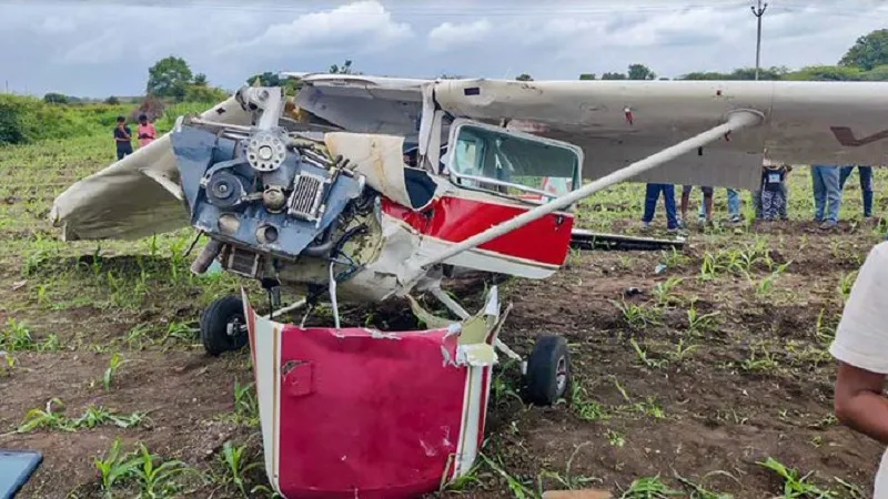 America में विमान हादसे में भारतीय मूल की महिला की मौत, बेटी घायल 