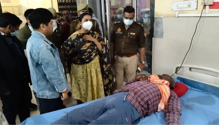 Fatehpur News: कोल्ड स्टोर में अमोनिया गैस रिसाव से मचा हड़कंप, चपेट में आकर कई मजदूर घायल