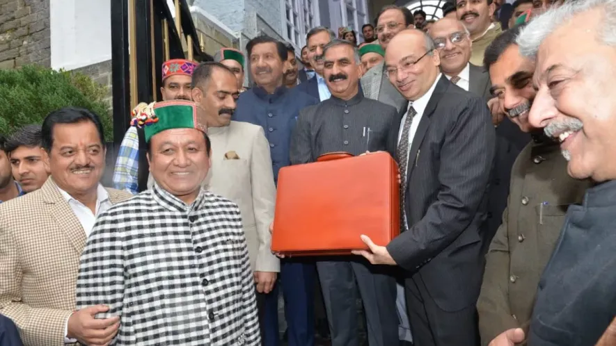 हिमाचल प्रदेश के मुख्यमंत्री ने 2023-24 के लिए विधानसभा में पेश किया बजट 