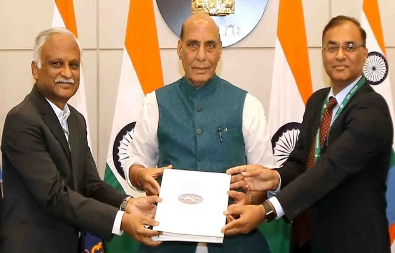 रक्षा मंत्रालय ने 70 बेसिक प्रशिक्षण विमानों की खरीद के लिए एचएएल के साथ अनुबंध किया 