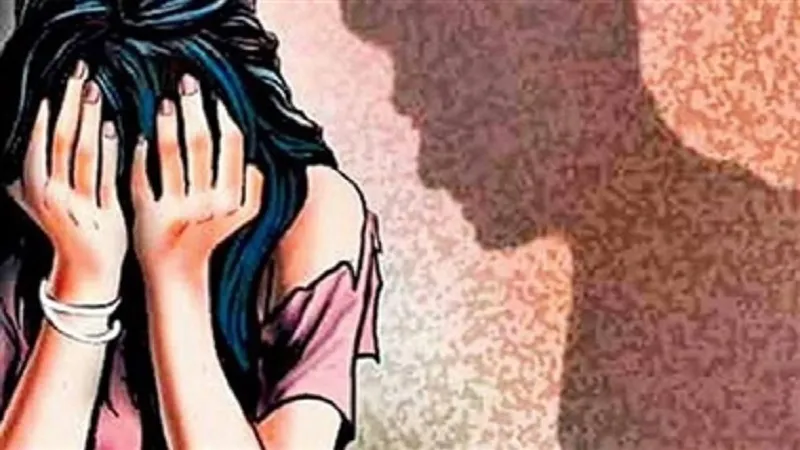 मुरादाबाद : यौन शोषण का शिकार युवती ने फंदे से लटक कर दी जान