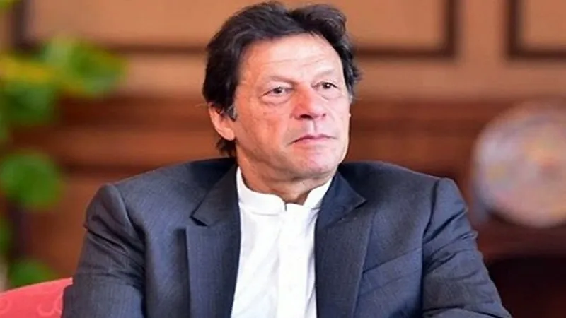 Pakistan : इमरान खान के खिलाफ गिरफ्तारी वारंट जारी, महिला न्यायाधीश को धमकाने का लगा आरोप