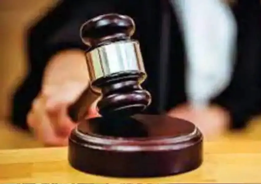 हरदोई: नाबालिग से दुष्कर्म में मिली दस साल का कारावास, बीस हजार रुपए जुर्माना भी लगाया