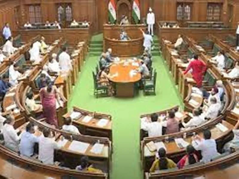 नई दिल्ली में दो वर्षों के दौरान सांसदों के आवासों पर हमले की चार घटनाएं हुईं: सरकार 