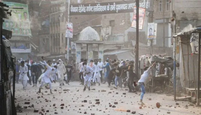 Kanpur Violence : नई सड़क हिंसा की जांच SIT ने की पूरी, आरोपियों के अवैध संपत्तियों का खंगाला जा रहा ब्यौरा