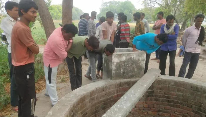 Fatehpur News : चार दिन से लापता किसान का शव कुएं में मिला, 15 साल पहले पत्नी ने लगाया था मौत को गले