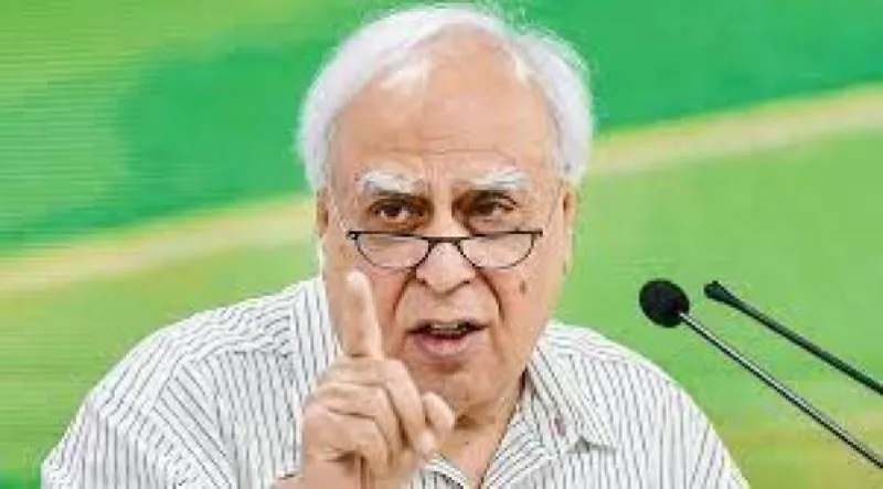 नफरती भाषण पर कोर्ट के फैसले के बाद कपिल सिब्बल ने कहा- 'कुछ लोगों की राजनीति नफरत पर ही आधारित'