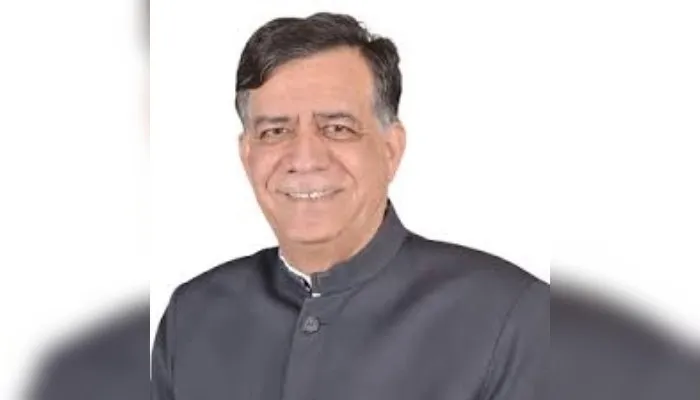 Kanpur: विधानसभा अध्यक्ष सतीश महाना के नाम से फर्जी फेसबुक आईडी बनाकर भेजी जा रही अश्लील फोटो और वीडियो, FIR दर्ज