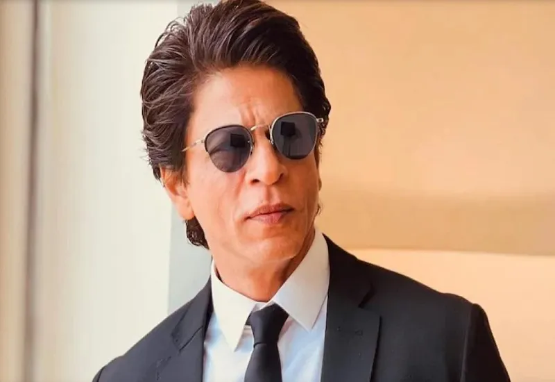 Shah Rukh Khan की सुरक्षा में चूक, दीवार फांदकर 'मन्नत' बंगले में घुसे दो युवक, सिक्योरिटी गार्ड ने पकड़ा