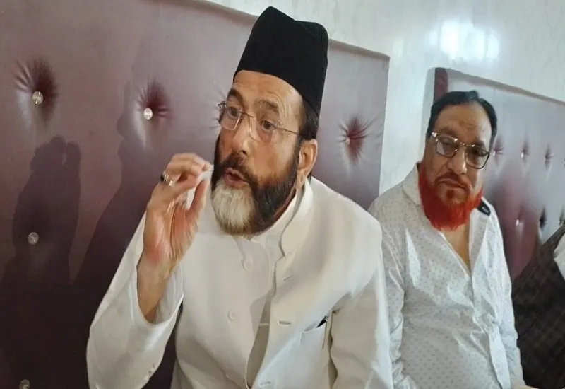 मुरादाबाद : मौलाना तौकीर रजा ने कहा- हिंदू राष्ट्र की मांग करने वालों के खिलाफ कार्रवाई करें सरकार