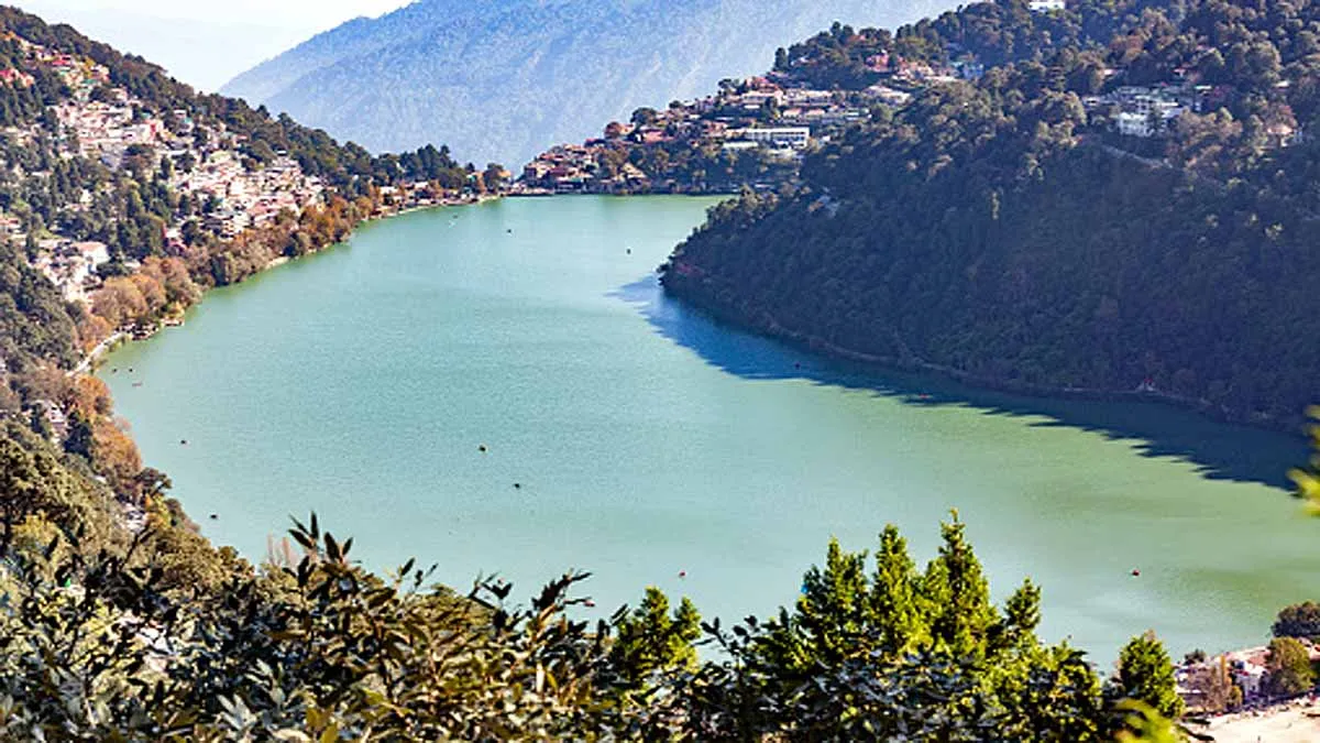 नैनीताल: जलवायु परिवर्तन ने बिगाड़ी नैनी झील की सेहत, 5 फीट से कम पहुंचा झील का जलस्तर 