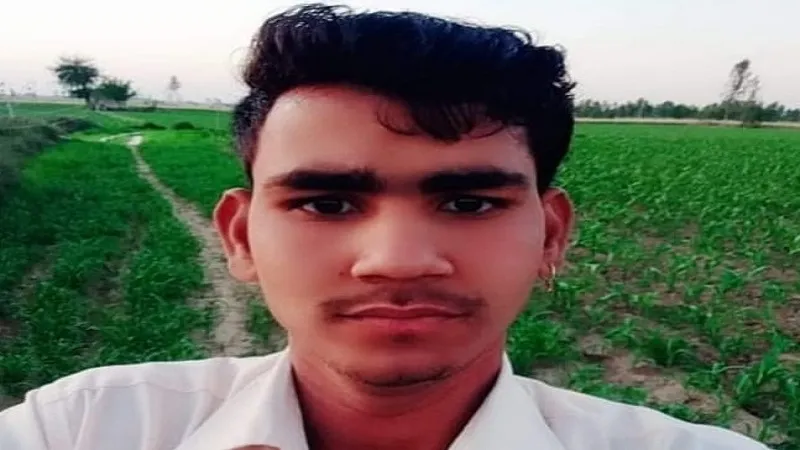 संभल : वाहन की छत पर बैठे मजदूर की हाईटेंशन करंट की चपेट में आकर मौत