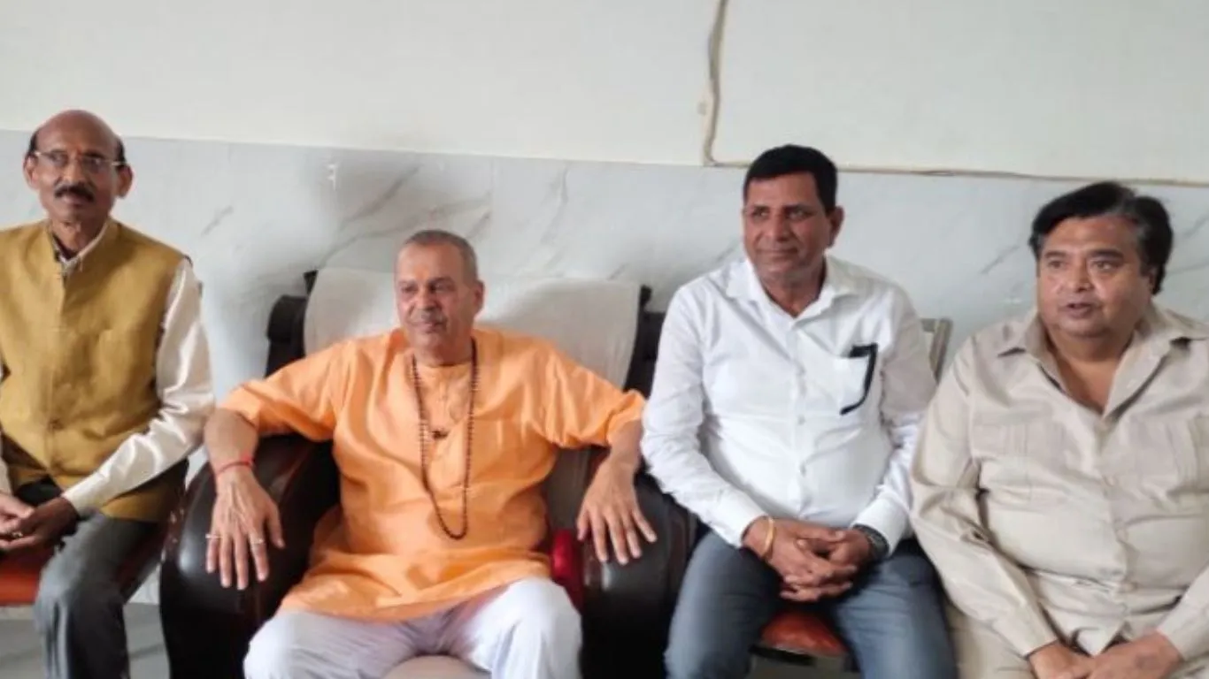 रामनगरः हनुमान धाम में लगेंगे दिव्यांगजनों के निःशुल्क कृत्रिम हाथ-पैर, आने-जाने के लिए बस सुविधा भी फ्री