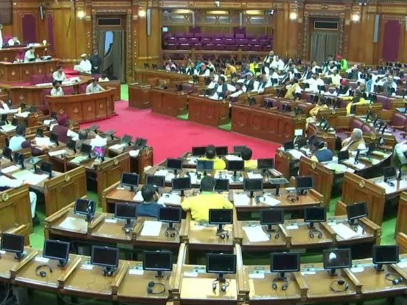 यूपी विधानसभा की कार्यवाही अनिश्चितकाल के लिए स्थगित, विधानसभा स्पीकर ने की घोषणा