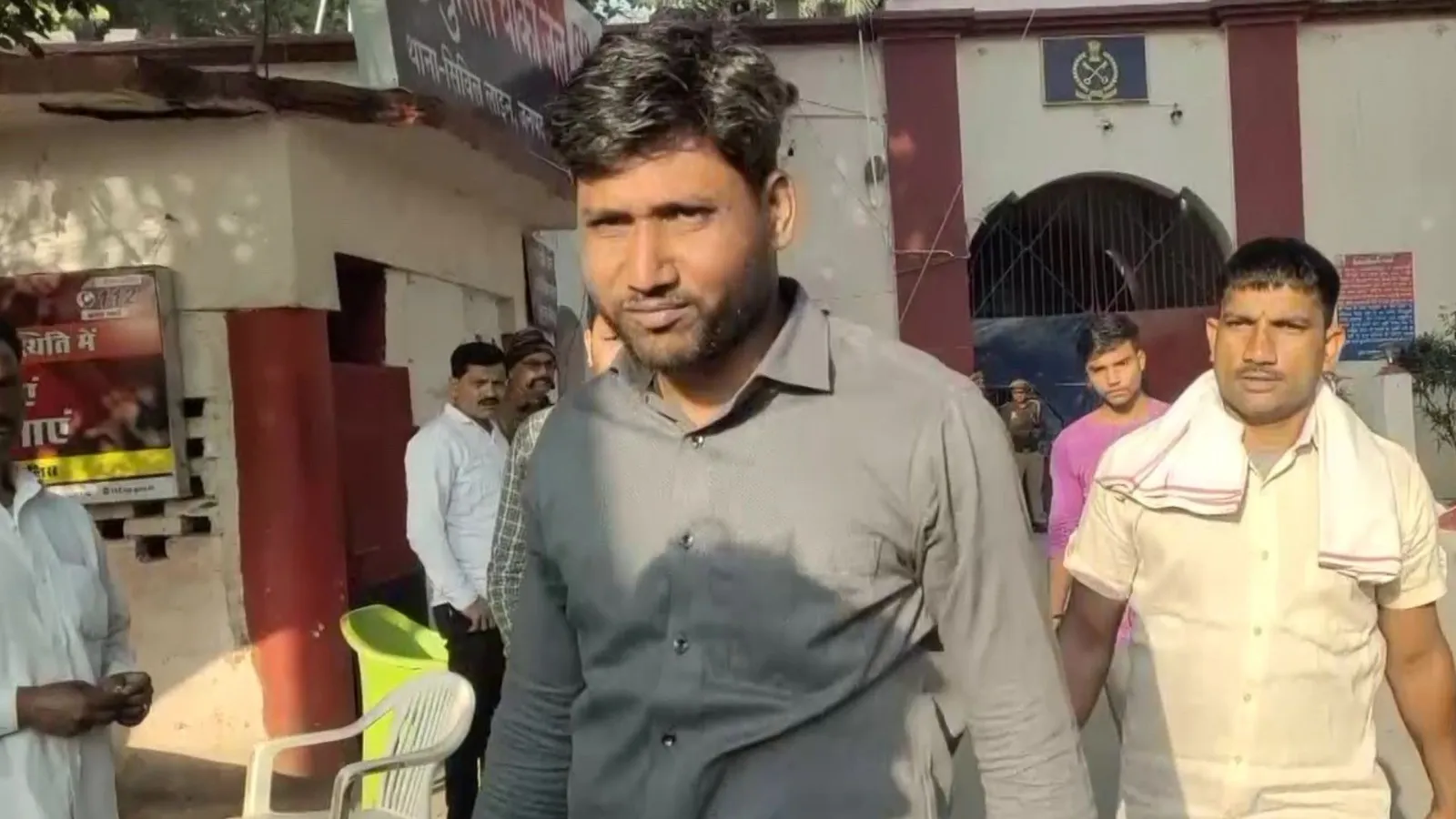 यूपी की जेल से रिहा हुए हाथरस गैंगरेप-हत्या के केस में बरी किए गए 3 आरोपी