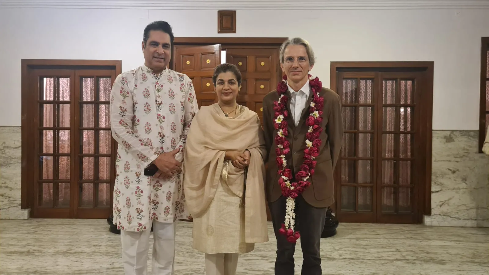 रामपुर: नूरमहल पहुंचे फ्रांस के राजदूत, जोरदार स्वागत