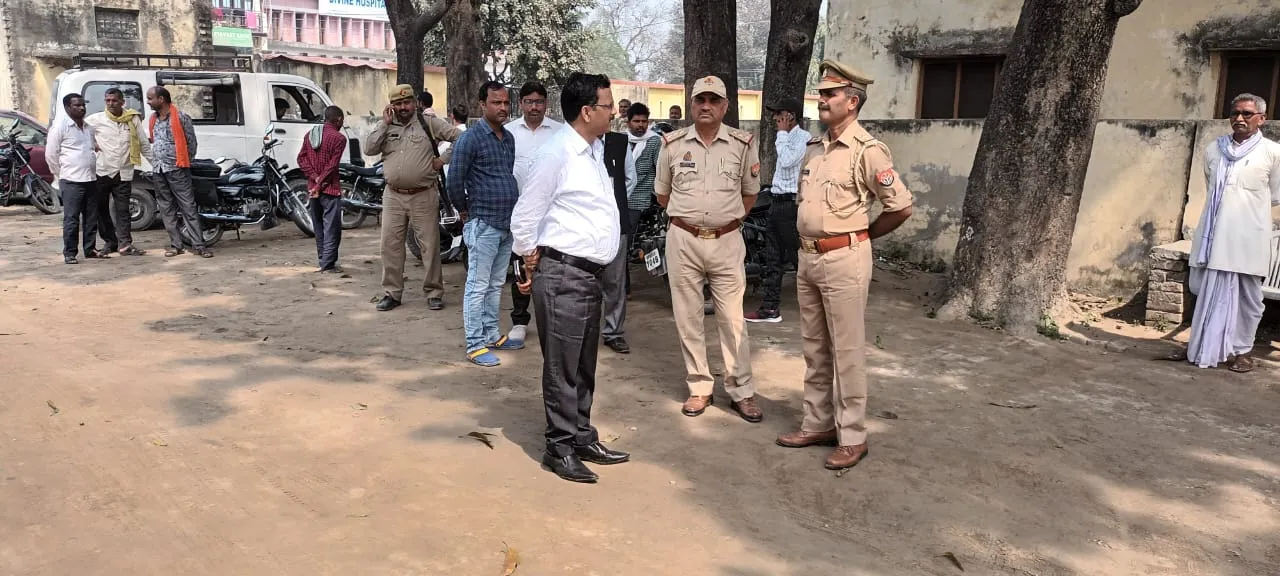 लखीमपुर-खीरी: अधिकांश समितियों पर लटके रहे ताले, कागजों में हो गया नांमाकन 