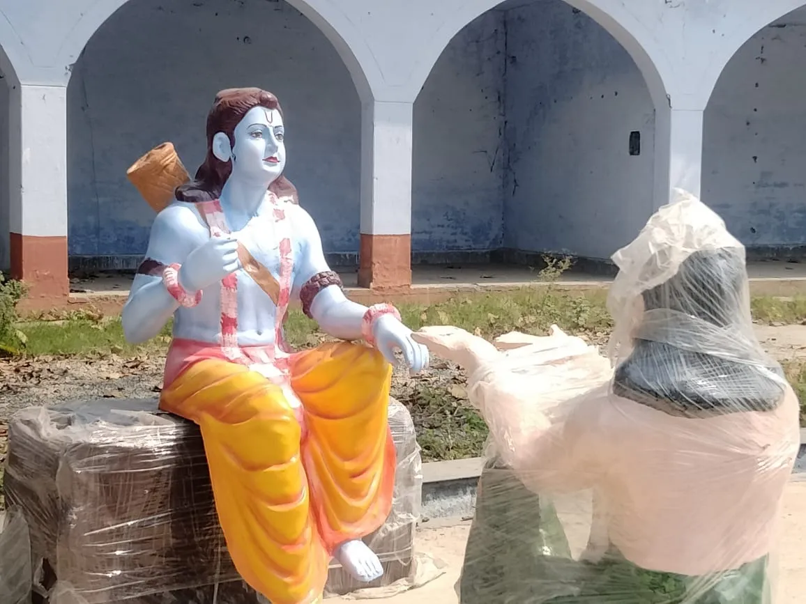 रामपुर: नुमाइश ग्राउंड में बन रही रामचरित मानस वाटिका, होंगे रामायण पात्रों के दर्शन