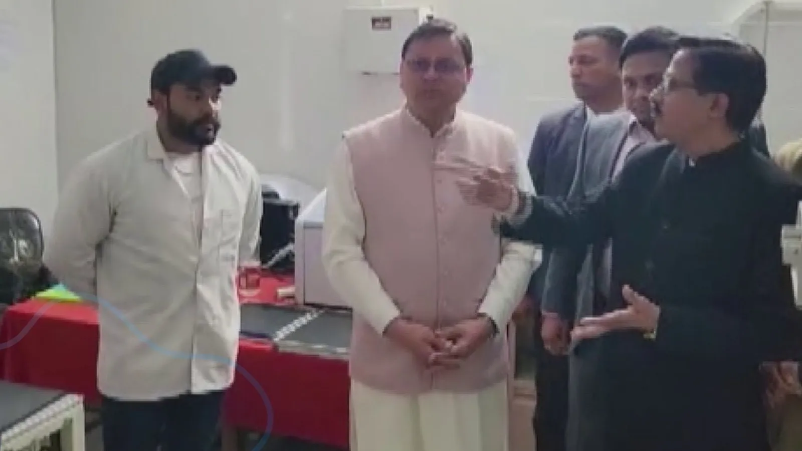 Uttarakhand : CM धामी ने किया राजधानी गैरसैंण के CHC का औचक निरीक्षण, अस्पताल में भर्ती मरीजों का हालचाल जाना