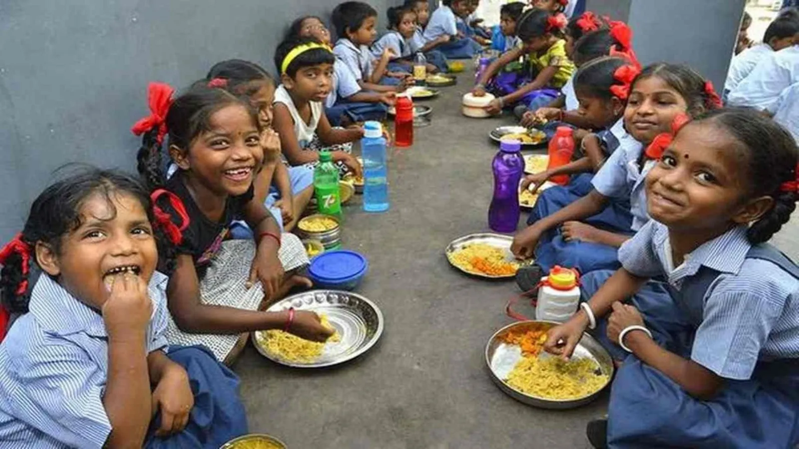 विशाल रसोई के जरिए सरकारी स्कूलों के 50000 छात्रों को पौष्टिक मिलेगा मिड डे मील 