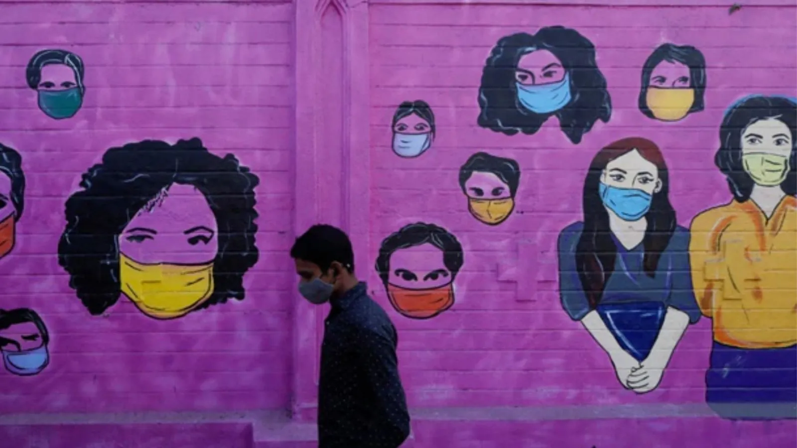 Covid 19 Updates: भारत में कोविड-19 के 918 नए मामले, चार मरीजों की मौत 