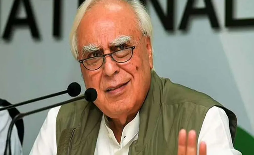 न्यायपालिका में भ्रष्टाचार: कपिल सिब्बल बोले- खुलेआम बहुसंख्यकवाद का समर्थन कर रहें न्यायाधीश 