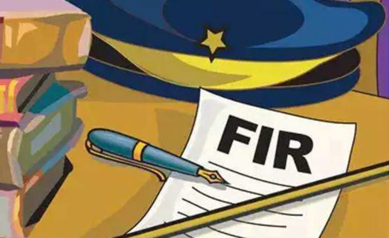 बरेली: जर्जर पीएचसी हैंडओवर करने पर कार्यदायी संस्था और ठेकेदार पर रिपोर्ट दर्ज करने के निर्देश