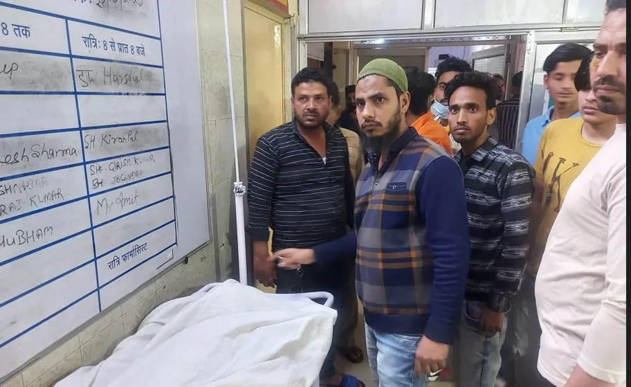 मेरठ में छज्जा गिरने से 12 वर्षीय बच्ची की मौत, दो बच्चे घायल