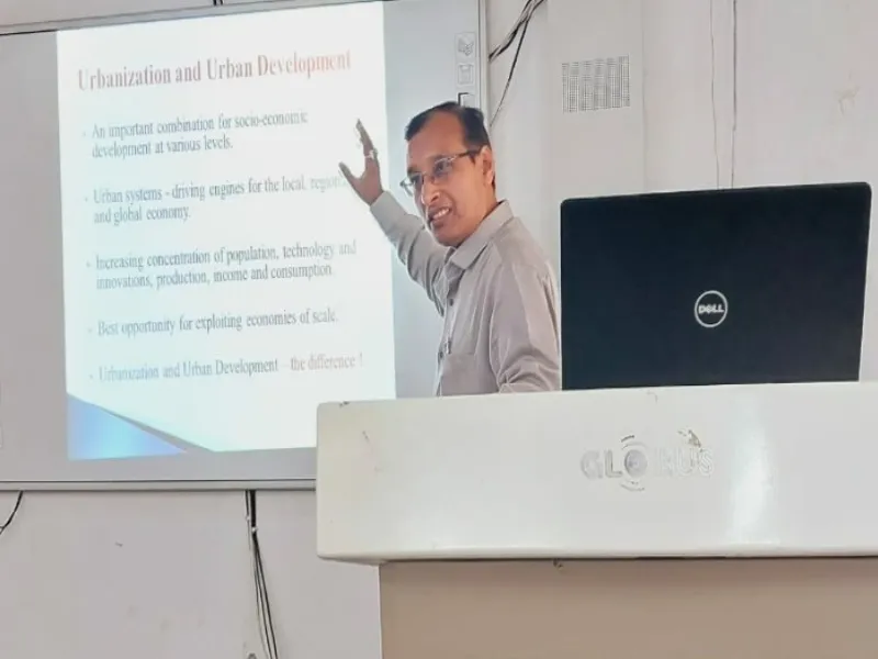 जलवायु परिवर्तन पर्यावरण की एक वैश्विक समस्या : प्रो. राजीव 