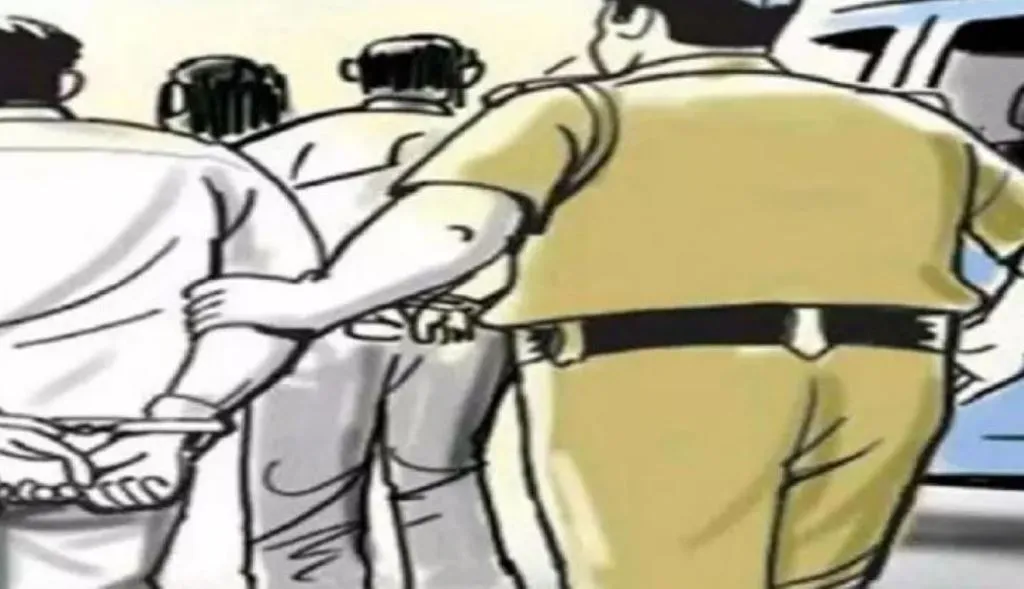 होली के बहाने जापानी लड़की से बदसलूकी, पुलिस ने तीन युवकों को किया गिरफ्तार, वीडियो हुआ था वायरल