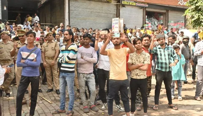 भीड़ समाचार