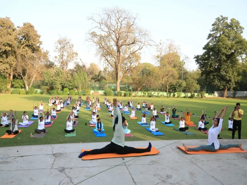 लखनऊ : महिला वैज्ञानिकों के लिए योग शिविर आयोजित