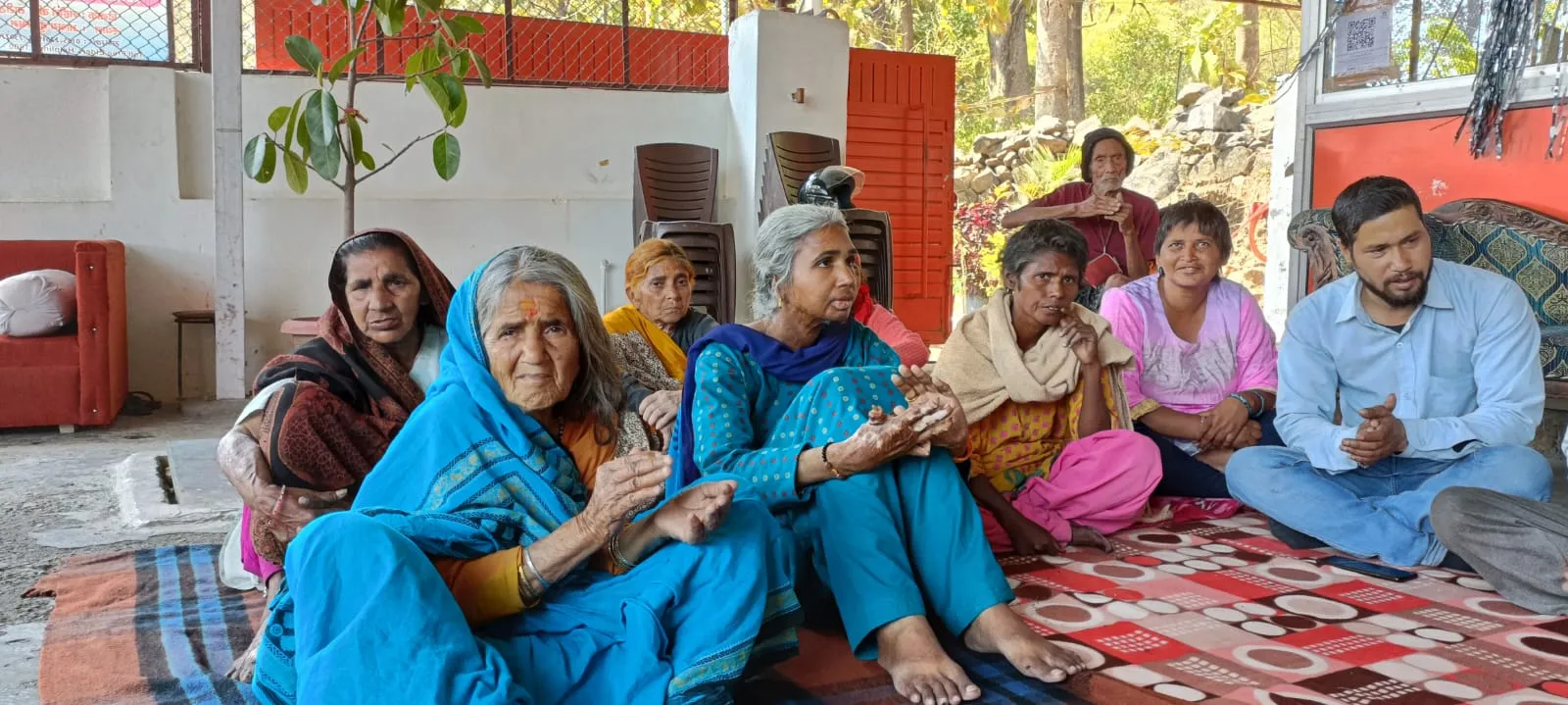 हल्द्वानी: हमारी जिंदगी तो मटमैली हो गई है 'रंग' तो अब बस 'यादों' में है...