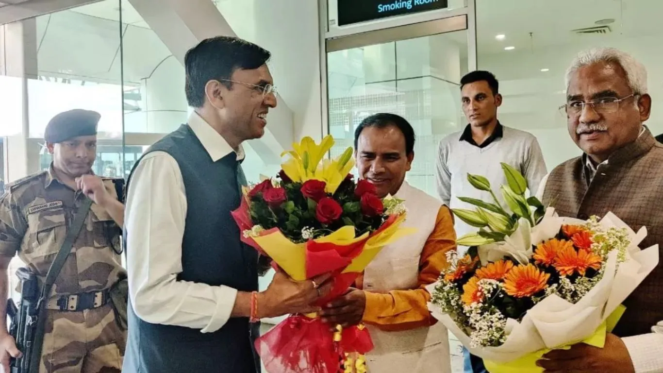 देहरादूनः दो दिवसीय उत्तराखंड के दौरे पर केंद्रीय स्वास्थ्य मंत्री मनसुख मांडविया