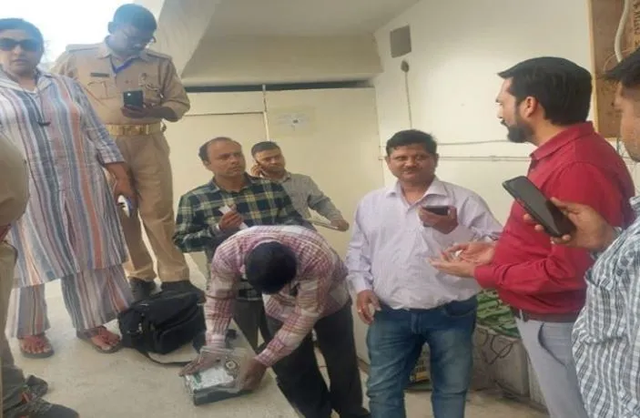बरेली: सेंथल के मैडविन अस्पताल में पकड़ी गई 21 लाख की बिजली चोरी