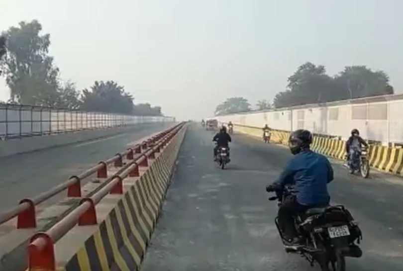 बरेली: लाल फाटक पुल की दूसरी लेन पर काम शुरू, जल्द दौड़ेगा ट्रैफिक
