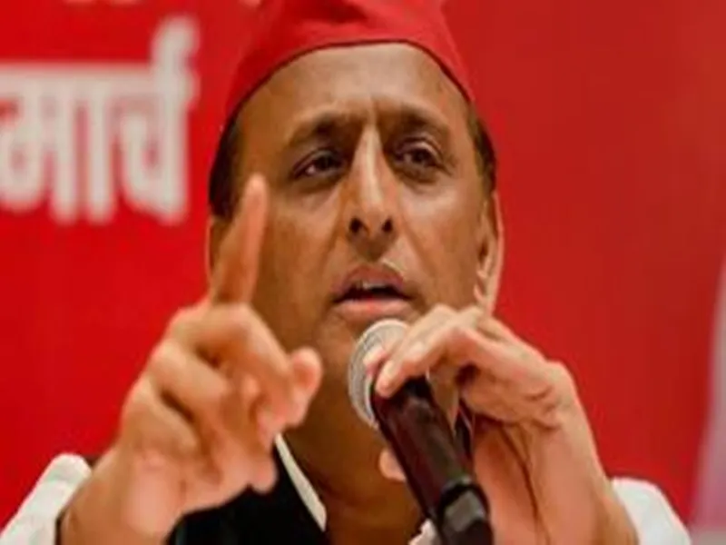 अखिलेश यादव ने BJP पर साधा निशाना, कहा- शहरों में सभी समस्याएं भाजपा सरकार की देन है  