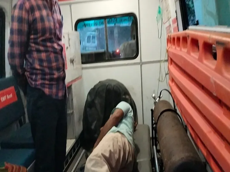 बहराइच: युवक पर अजगर ने किया हमला, अस्पताल में कराया गया भर्ती