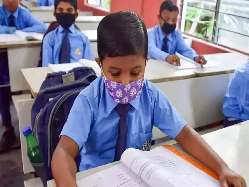 अयोध्या: अब छह साल पूरे करने पर होगा कक्षा एक में प्रवेश, अपर मुख्य सचिव ने जारी किया आदेश 