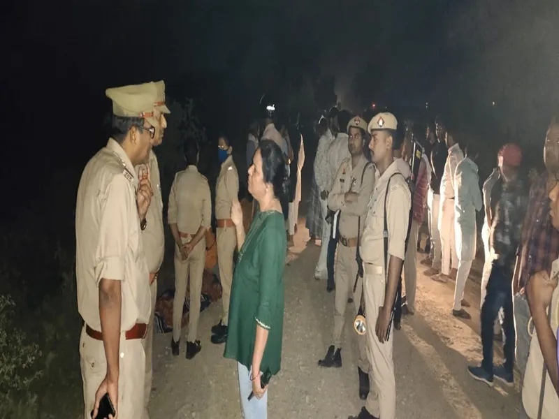 गोंडा: बाजार से लौट रही महिला की चाकु से गोदकर हत्या, छानबीन में जुटी डॉग स्क्वायड व फॉरेंसिक टीम