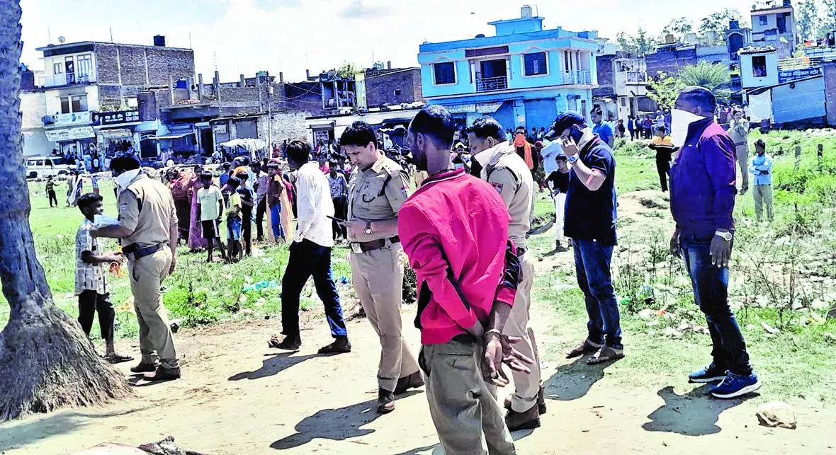 रुद्रपुर: नाले में मिला शव, चोट के निशान होने से हत्या का अंदेशा