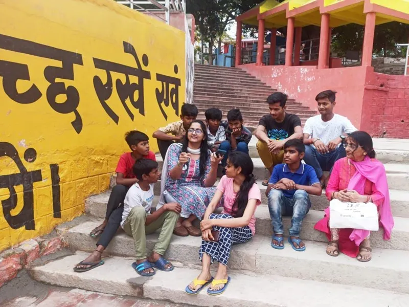 प्रयागराज: नमामि गंगे परियोजना की टीम ने गंगा घाट किनारे सुनी 'मन की बात' 