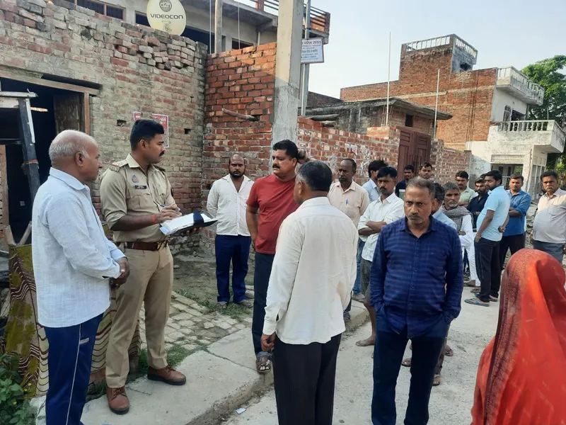 रायबरेली: फंदे पर लटकता मिला युवक का शव, बदहवास पिता हुआ लापता