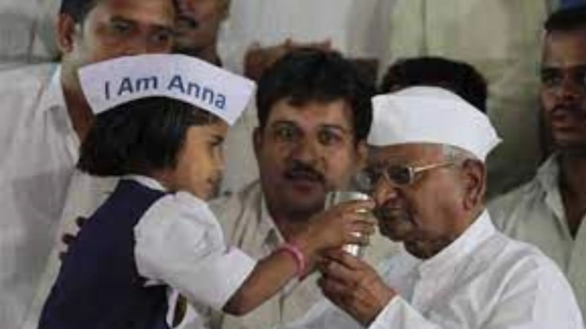 09 अप्रैल : अन्ना हजारे ने भ्रष्टाचार के खिलाफ अपना अनशन समाप्त किया, जानिए आज का इतिहास