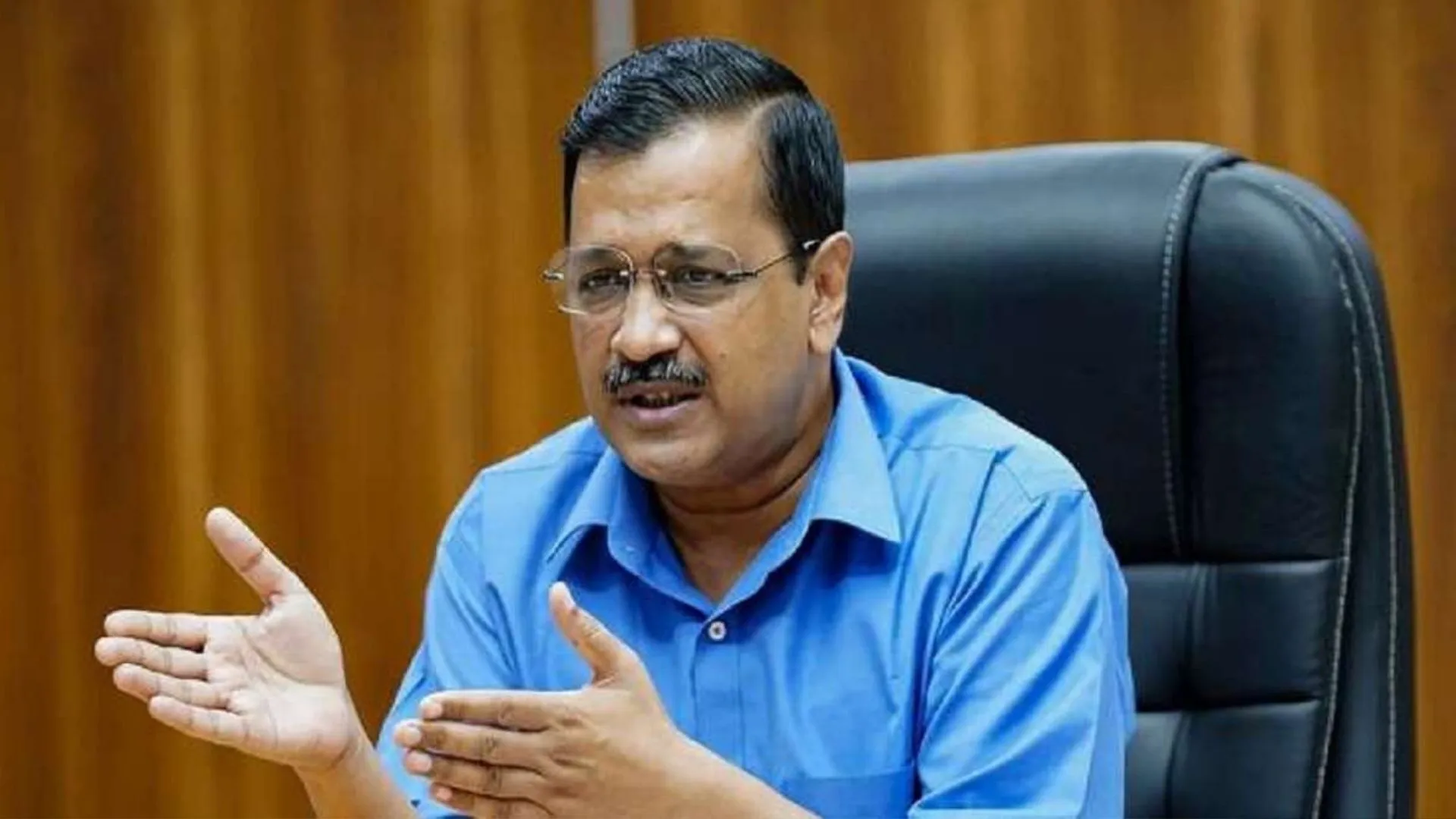 प्रधानमंत्री मोदी रेलवे में वरिष्ठ नागरिकों को मिलने वाली रियायतें बहाल करें : CM केजरीवाल 