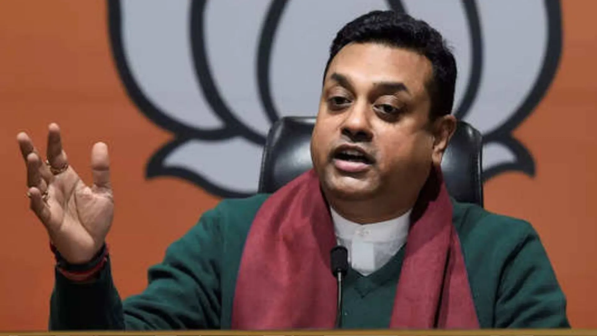 राहुल गांधी ऐसा व्यवहार कर रहे हैं जैसे वह और उनका परिवार कानून से ऊपर हैं : संबित पात्रा 